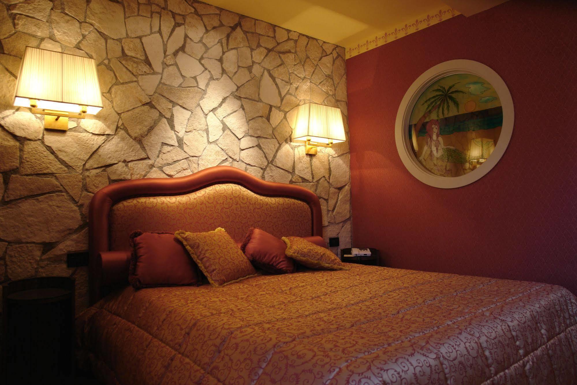 Hotel D'Orange D'Alcantara Francavilla di Sicilia Bagian luar foto