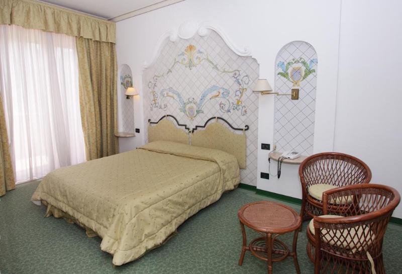 Hotel D'Orange D'Alcantara Francavilla di Sicilia Bagian luar foto